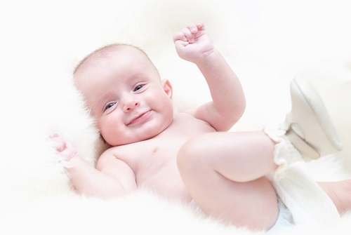 美国试管婴儿可用的卵子数量由什么因素决定？